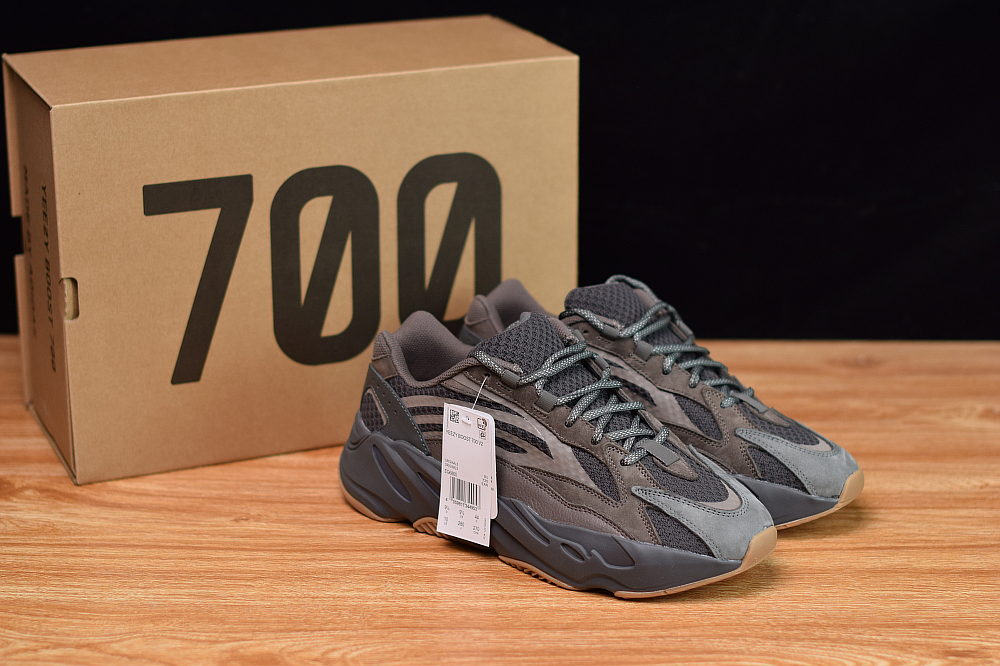 cement yeezy 700